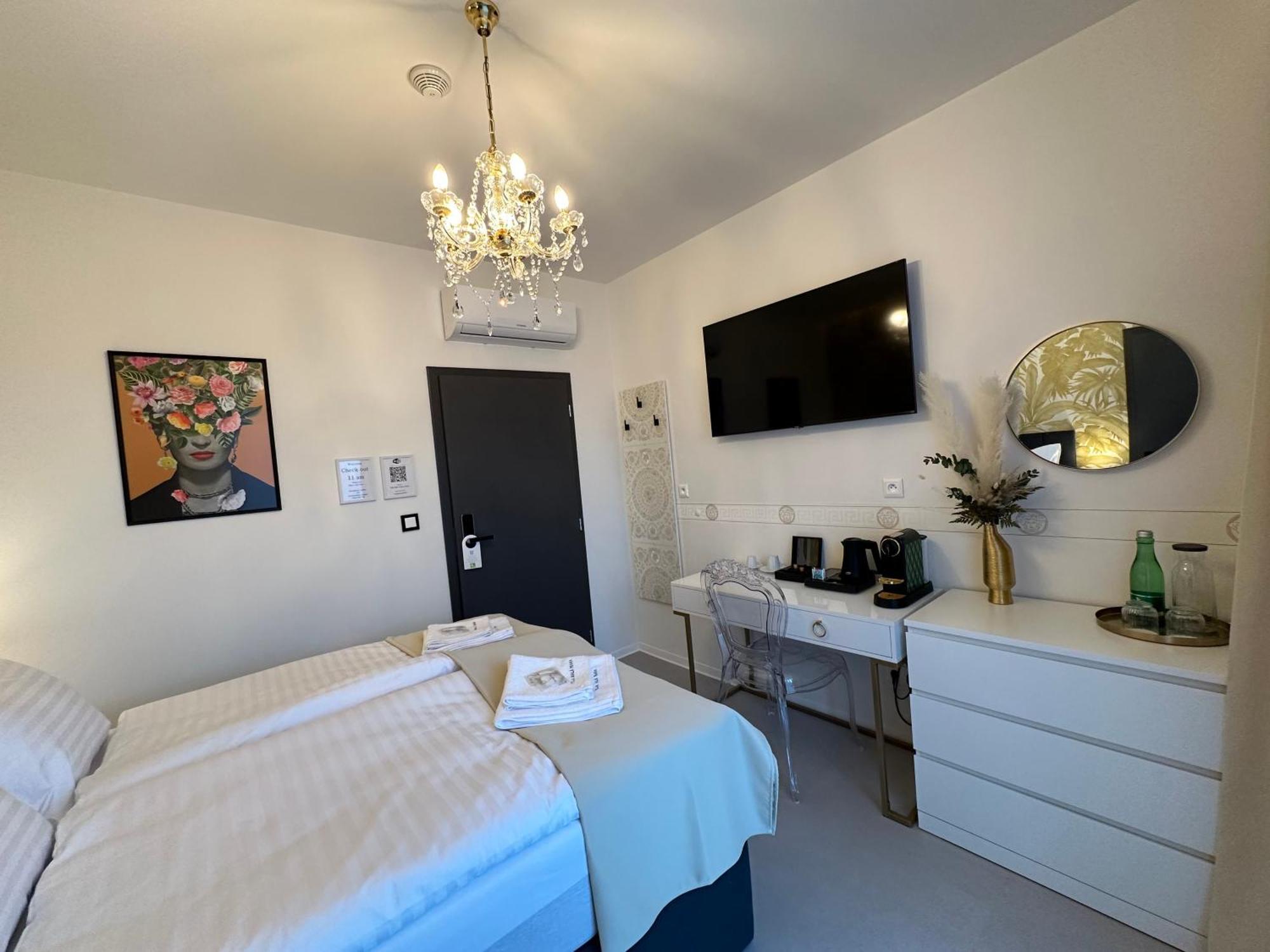 Aparthotel Mala Praha Experience In The Center Of Zilina