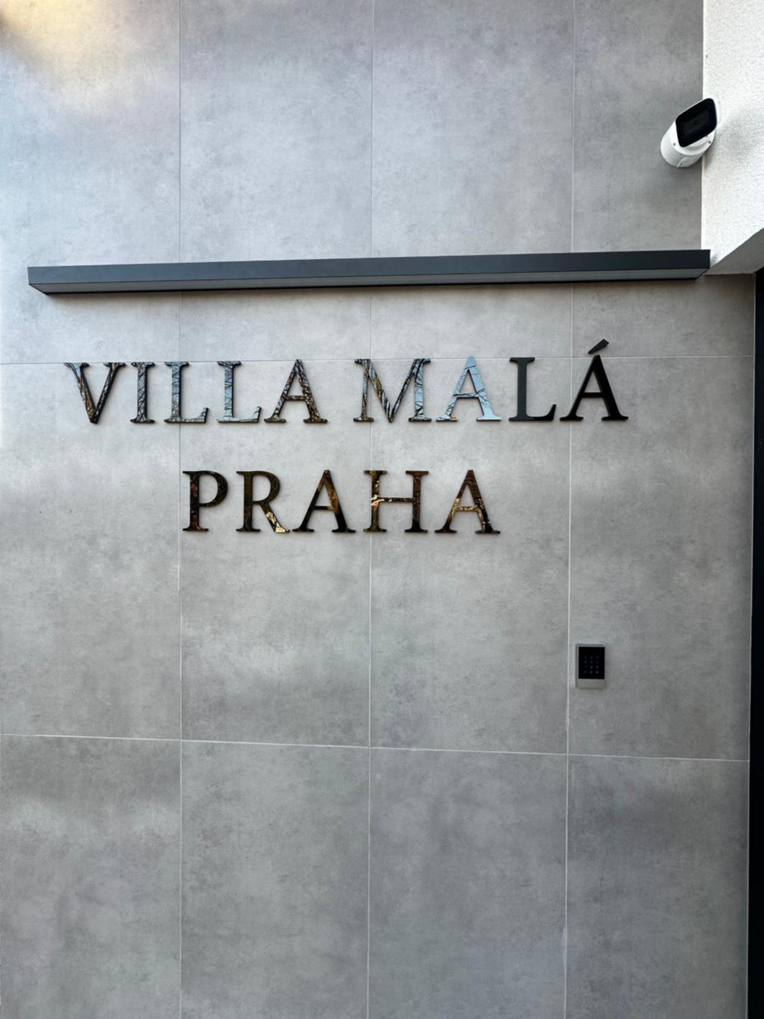 Aparthotel Mala Praha Experience In The Center Of Zilina