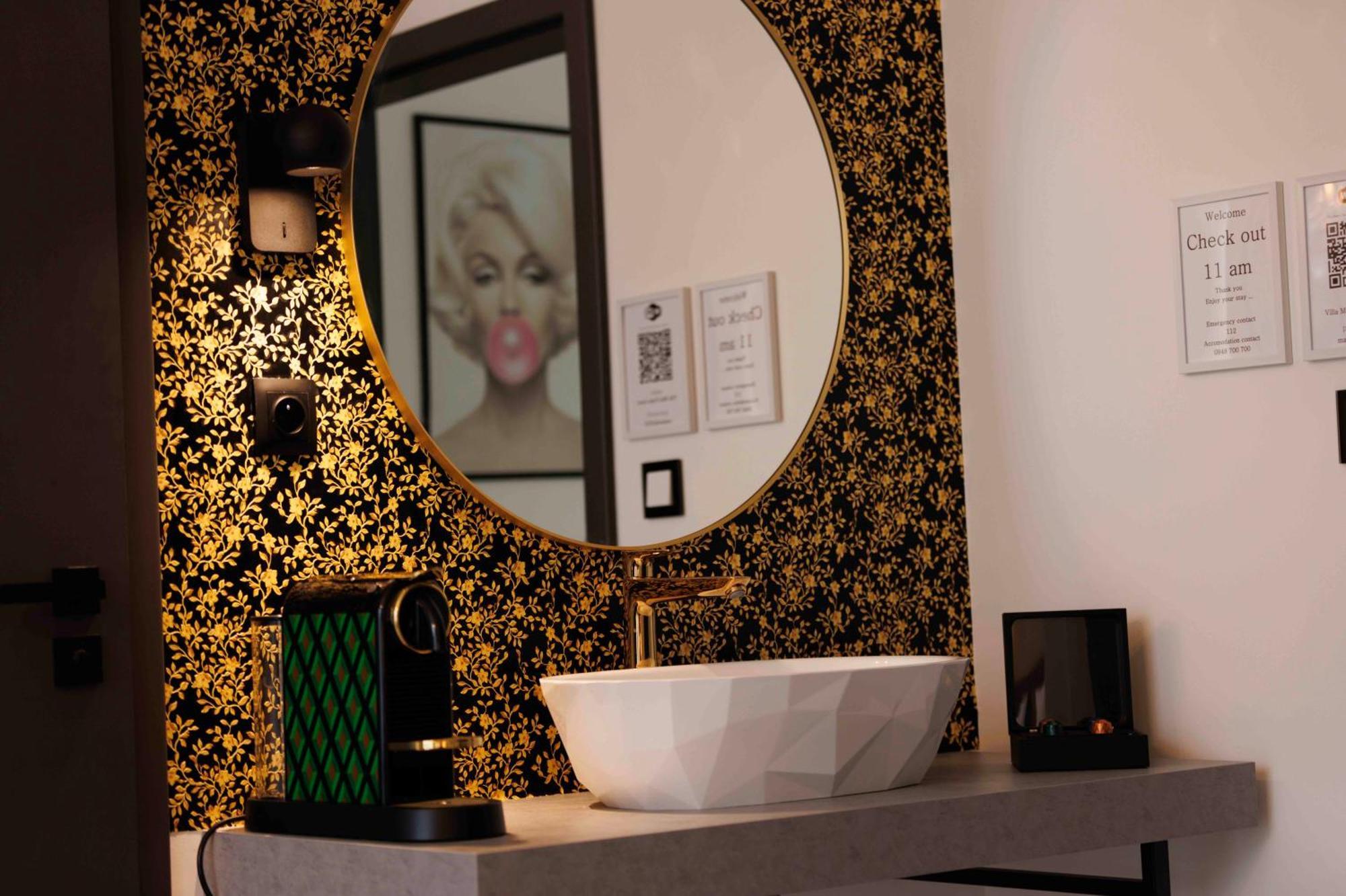 Aparthotel Mala Praha Experience In The Center Of *